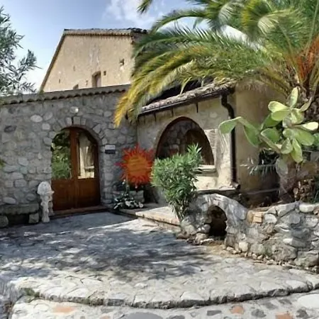 Apartamento Fassi Casa Borgorosso